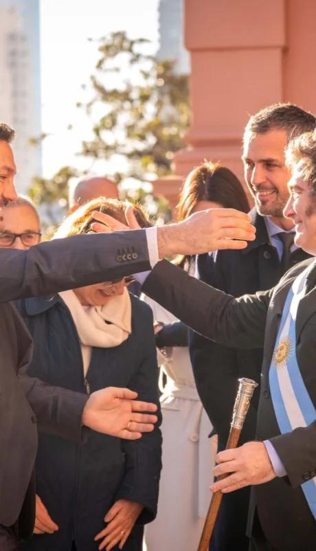 El ministro de Defensa, Luis Petri, y el presidente de la Nación, Javier Milei.