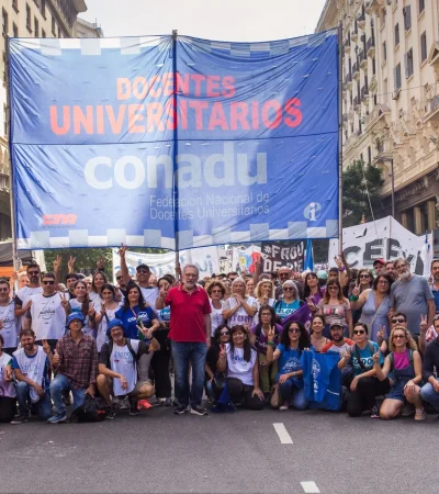 Por unanimidad, la Conadu ratifica paro de 48 horas.