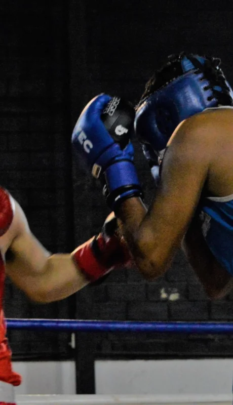 Escena de la velada pugilística en el Pascual Pérez