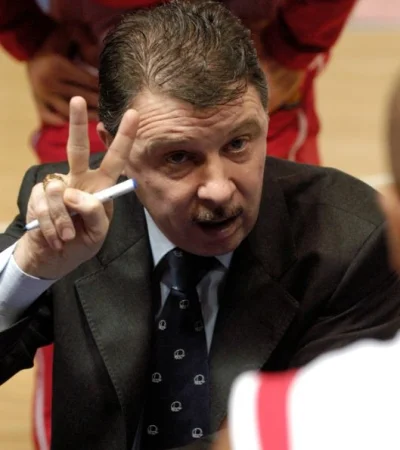 Rubén Magnano se retira de la actividad