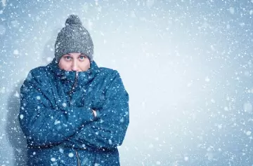 Masajes y posturas correctas para combatir el frío: así es cómo tenés que activar al cuerpo