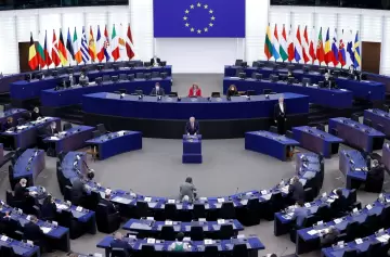 Arrancan las elecciones de la Unión Europea por el control del Parlamento