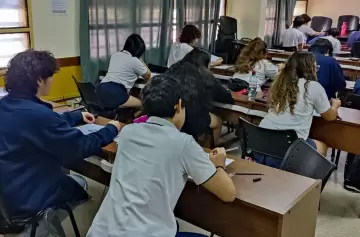 Los secundarios de la provincia de Buenos Aires eliminan la repitencia