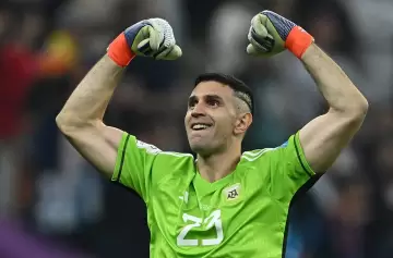 Video viral: el inédito bailecito del Dibu Martínez tras atajar un nuevo penal