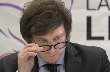 El Presidente viaja a Brasil pero no verá a Lula por "corrupto y comunista"