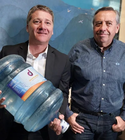 Mendoza denuncia robo de agua.