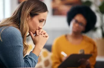 ¿Puede la IA reemplazar al psicólogo? Expertos opinan