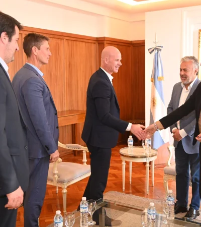 Empresarios australianos con Cornejo y Latorre.