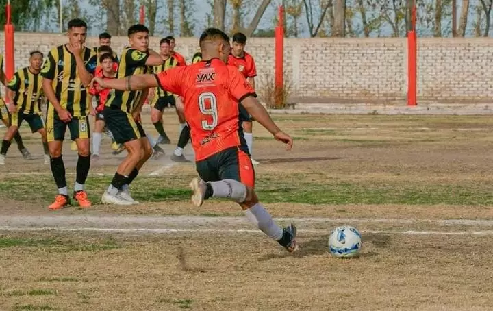 El naranja venció a la Escobita