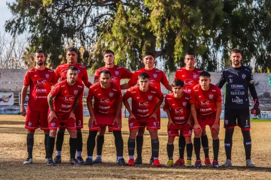 Luján crece de la mano de su DT Charly Hernández