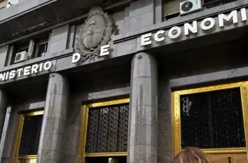 Jubilaciones, obra pública y salarios explican el 65% del ajuste