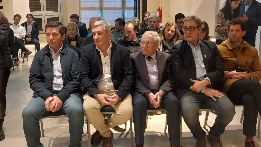 Mendoza la Fundación para el Desarrollo Nacional