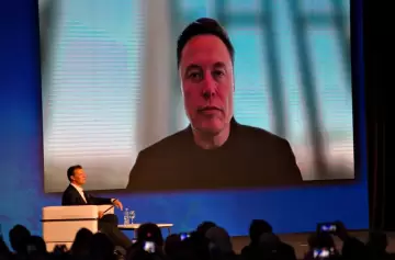 Elon Musk reafirmó su apoyo a Milei e instó a los argentinos a respaldarlo