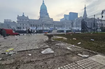 El increíble costo que tendrá arreglar la Plaza del Congreso