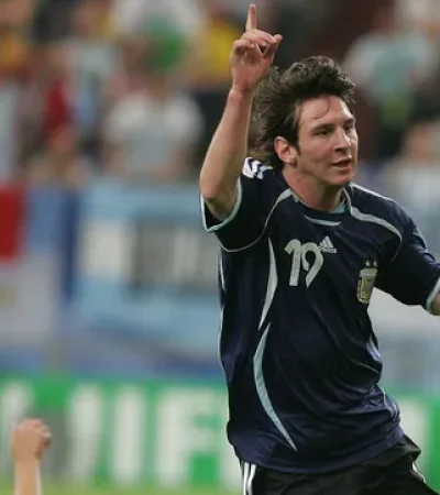 lionel_messi_debut_serbia