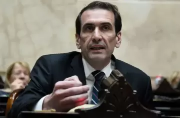 Reconocen que la UCR no dialoga con gobernadores ni con diputados