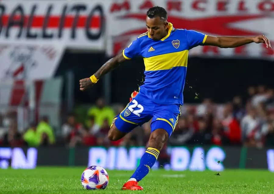 Sebastián Villa a punto de arribar a Boca