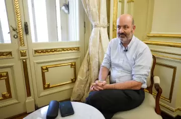 Sturzenegger todavía espera que le den un cargo en el gabinete