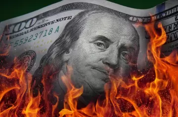 Escalada del dólar blue: ante el precio récord, ¿qué conviene hacer con los pesos?