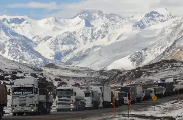 Falleció otro camionero que estaba varado en Mendoza por el temporal