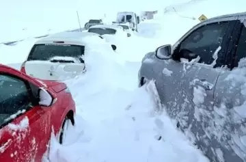 Por las intensas nevadas hubo operativos de rescate en Chubut y Mendoza