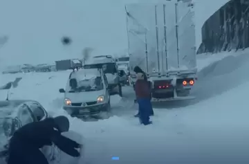 Avalanchas de nieve y operativos de rescate por el temporal de nieve