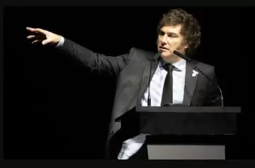 Milei: "No es darle pescado a la gente. Es enseñarle a pescar y que tenga su propia empresa de pesca"