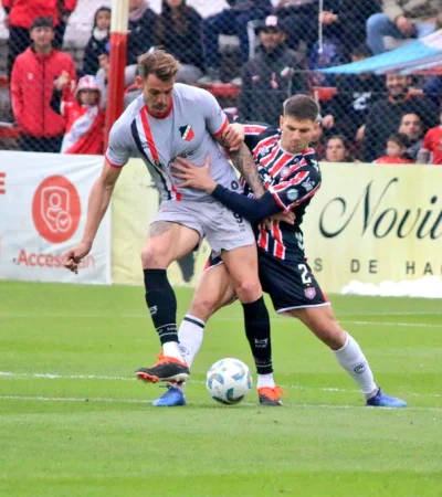 Deportivo Maipú no pudo con Chacarita