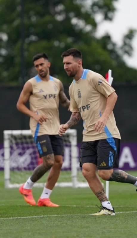 Lionel Messi en el entrenamiento argentino
