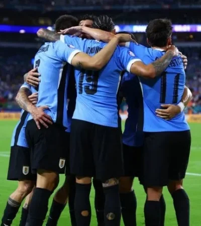 El seleccionado uruguayo arrancó con un triunfo