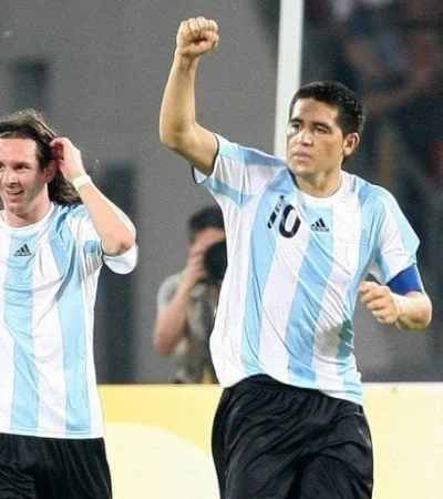 Leo Messi y Juan Román Riquelme comparte natalicio.