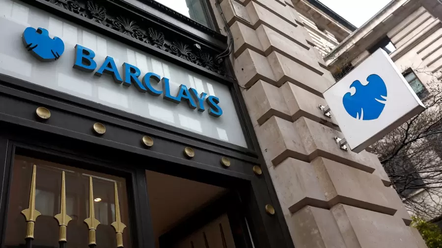 Para el Banco Barclays, el Banco Central debería acumular mayores reservas en época de cosecha y pico de exportaciones.
