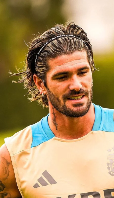 Rodrigo De Paul: "El futbolista vive en una cárcel de oro"