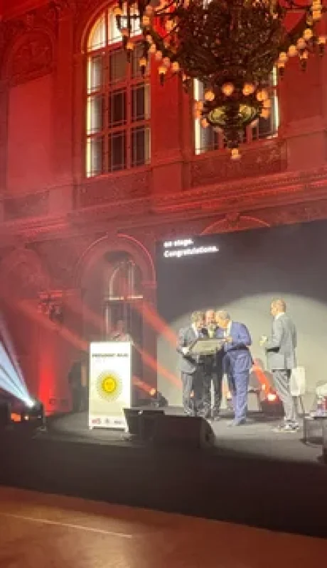 Milei recibió un premio en República Checa