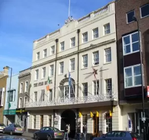 Star Inn, donde se alojó el Libertador y su familia en Southampton.