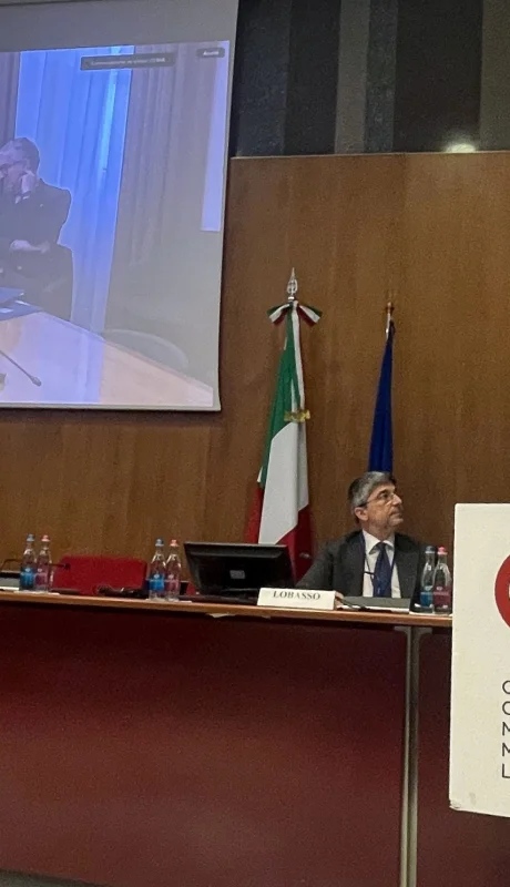 La canciller Mondino en Milán