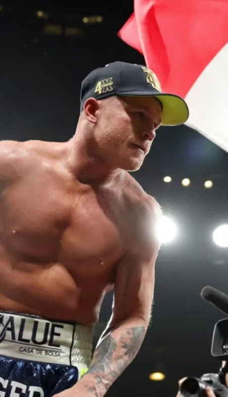 El Canelo Alvarez le puso fecha a su retiro del boxeo.