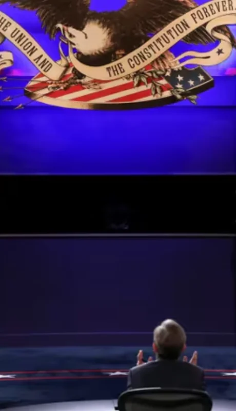 Trump y Biden durante un debate en Cleveland el 30 de septiembre de 2020 (EFE/Jim Lo Scalzo)