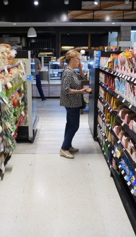 Las ventas de alimentos y bebidas crecieron un 33 % en la comparación interanual en febrero.
