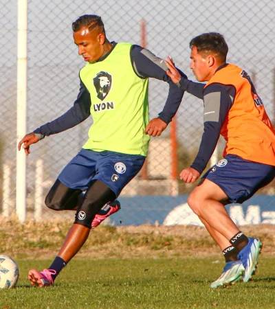 Villa ya es un Leproso más.