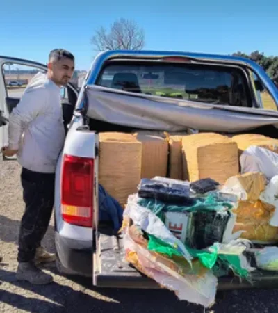 Los ocupantes de la camioneta fueron apresados luego de una persecución que duró varios minutos.