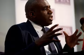 Laboristas al poder: pulgar arriba a Sudamérica, pero no hablemos de Malvinas