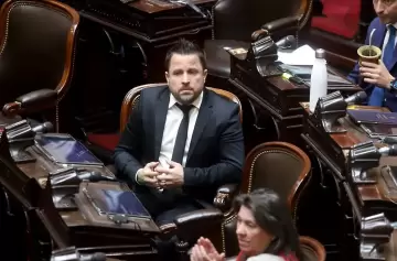 "El Gobierno consiguió seis meses de equilibrio fiscal ajustando jubilados"