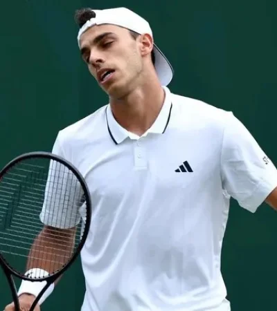 Cerúndolo completó el partido este miércoles