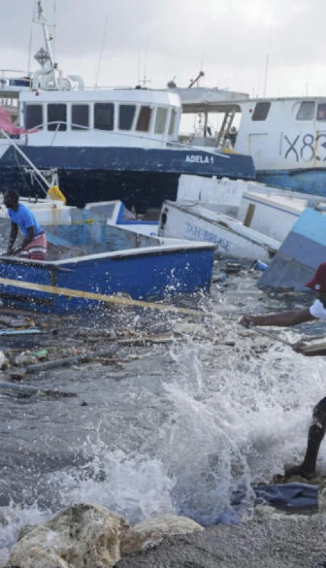 El Huracán Beryl dejó millonarios daños en Jamaica
