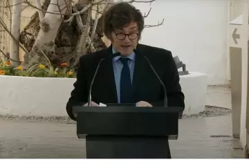 Milei anunció un plan de evaluación nacional para docentes y alumnos