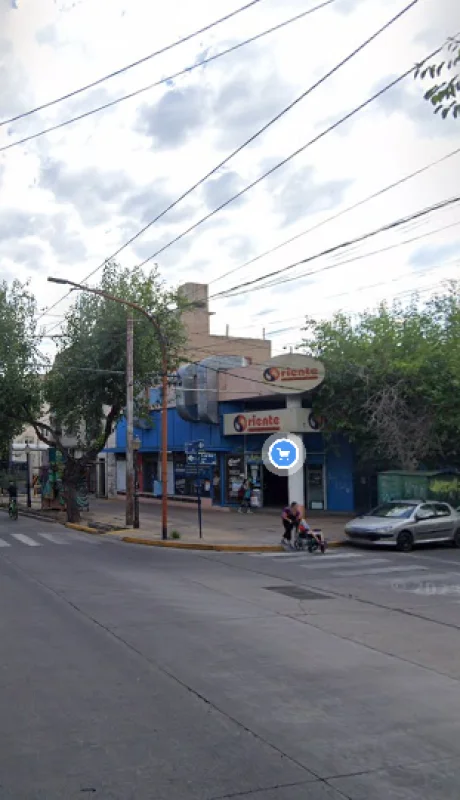 La esquina en la que se produjo el atraco.