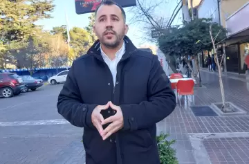 "A pesar de que funciona el sistema echaron a 27 pilotos de forma irregular"