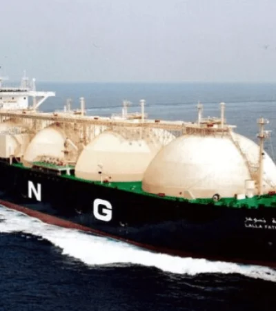 Buque de GNL