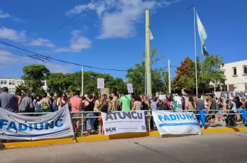 Danya Tavela: "Acompañamos el reclamo genuino de las universidades públicas"